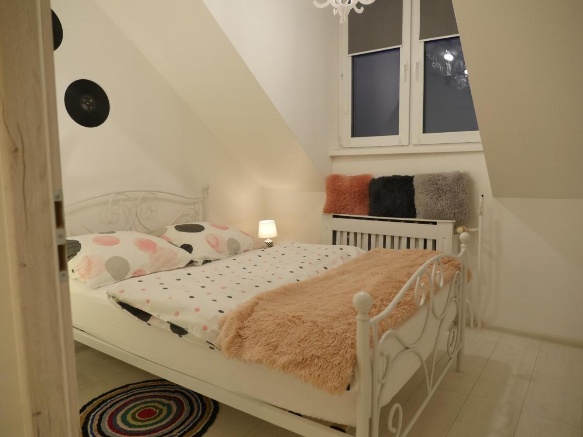Апартаменты Art Vinyl Loft Белосток Экстерьер фото